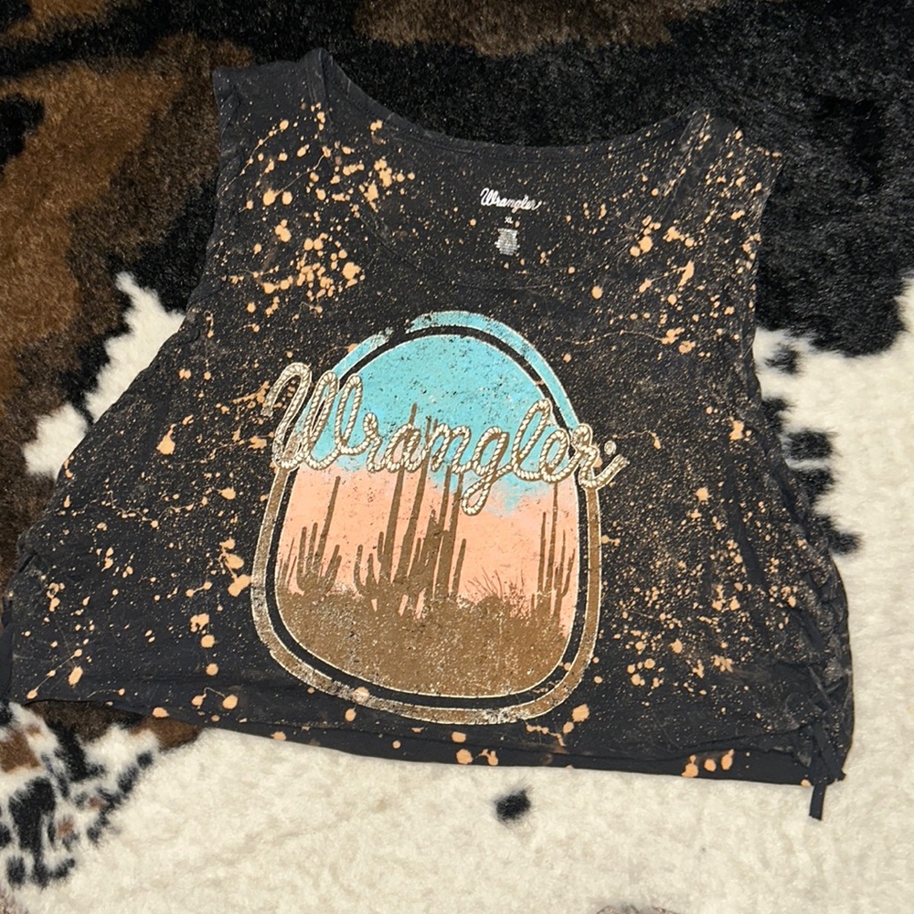 Wrangler DIY’d muscle cropped tee